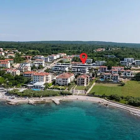 Apartman Stunning Apartment In Malinska With Wifi *